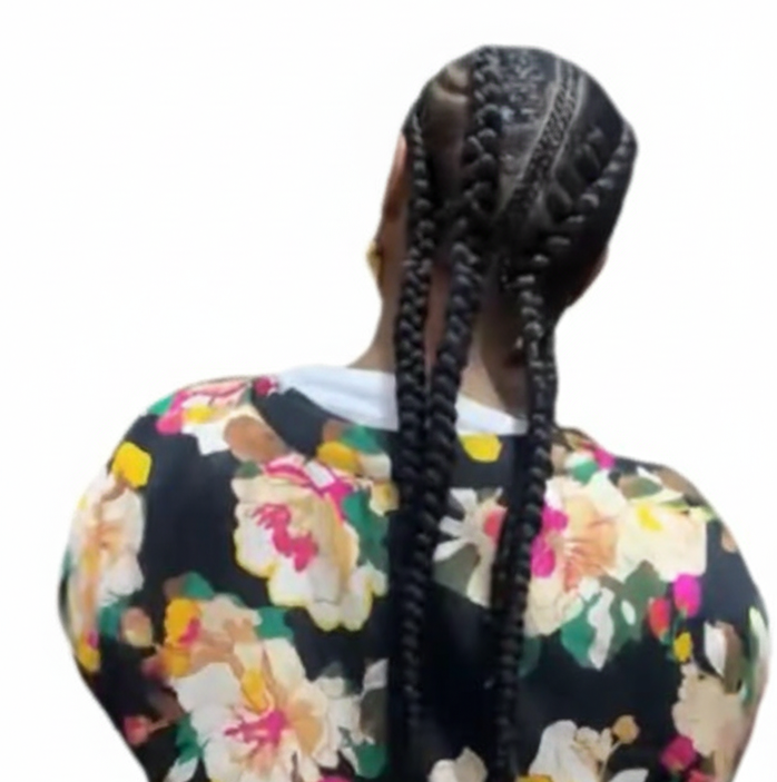 Client showing off fresh box braids